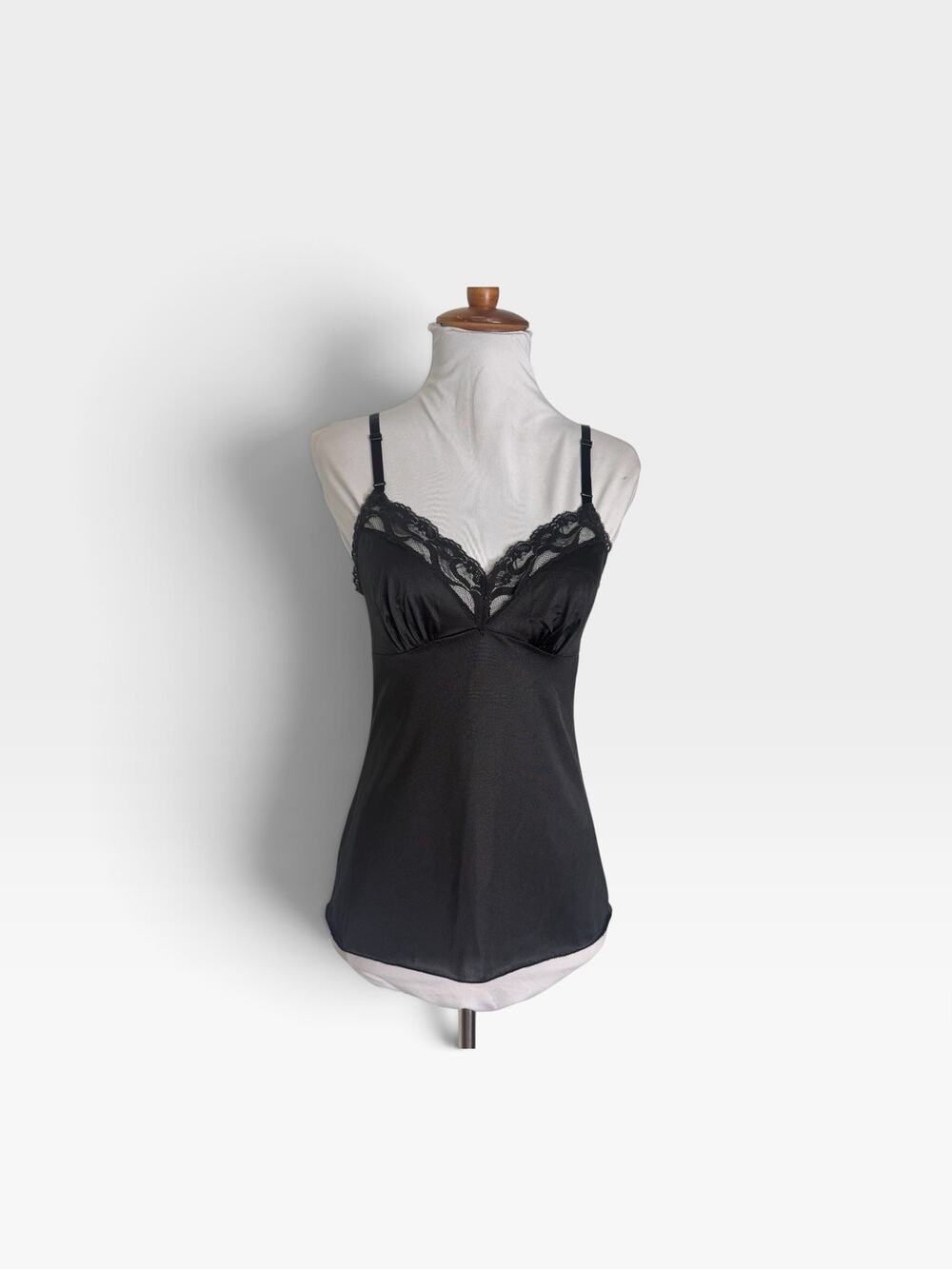 Vintage 70s Vanity Fair black Lace Camisole Cami Tank Top  XS 32
